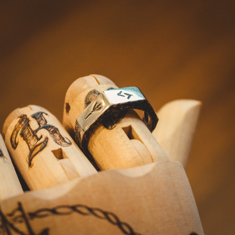 Anel Runas Vikings (Prata)