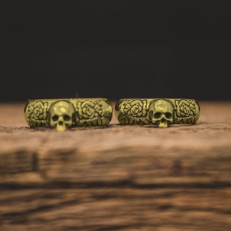 Par de Alianças de Caveiras - Skull of Bloom (Ouro)
